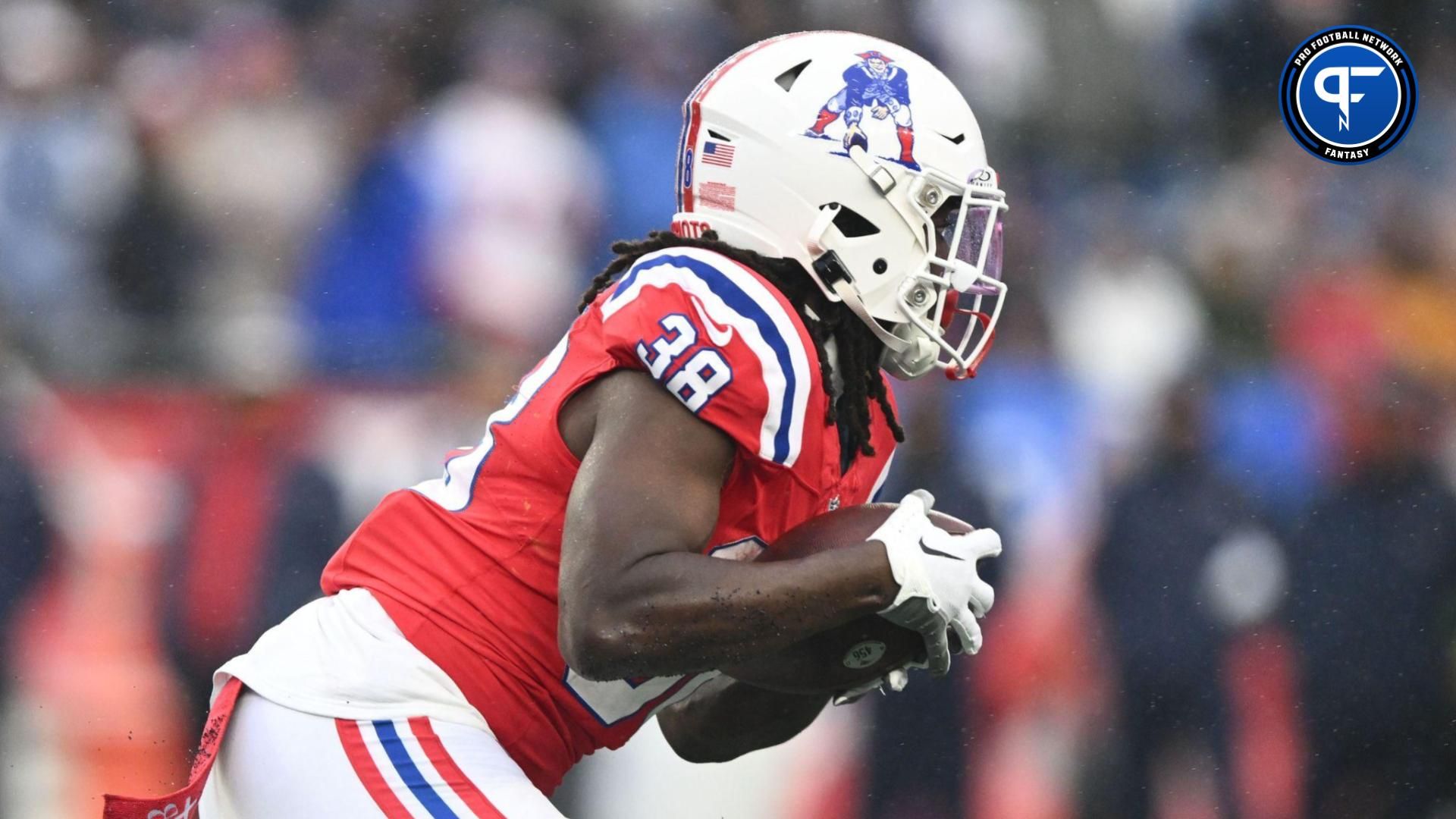 Rhamondre Stevenson or DeVon Achane: Who Offers the Best Fantasy Value This Week?