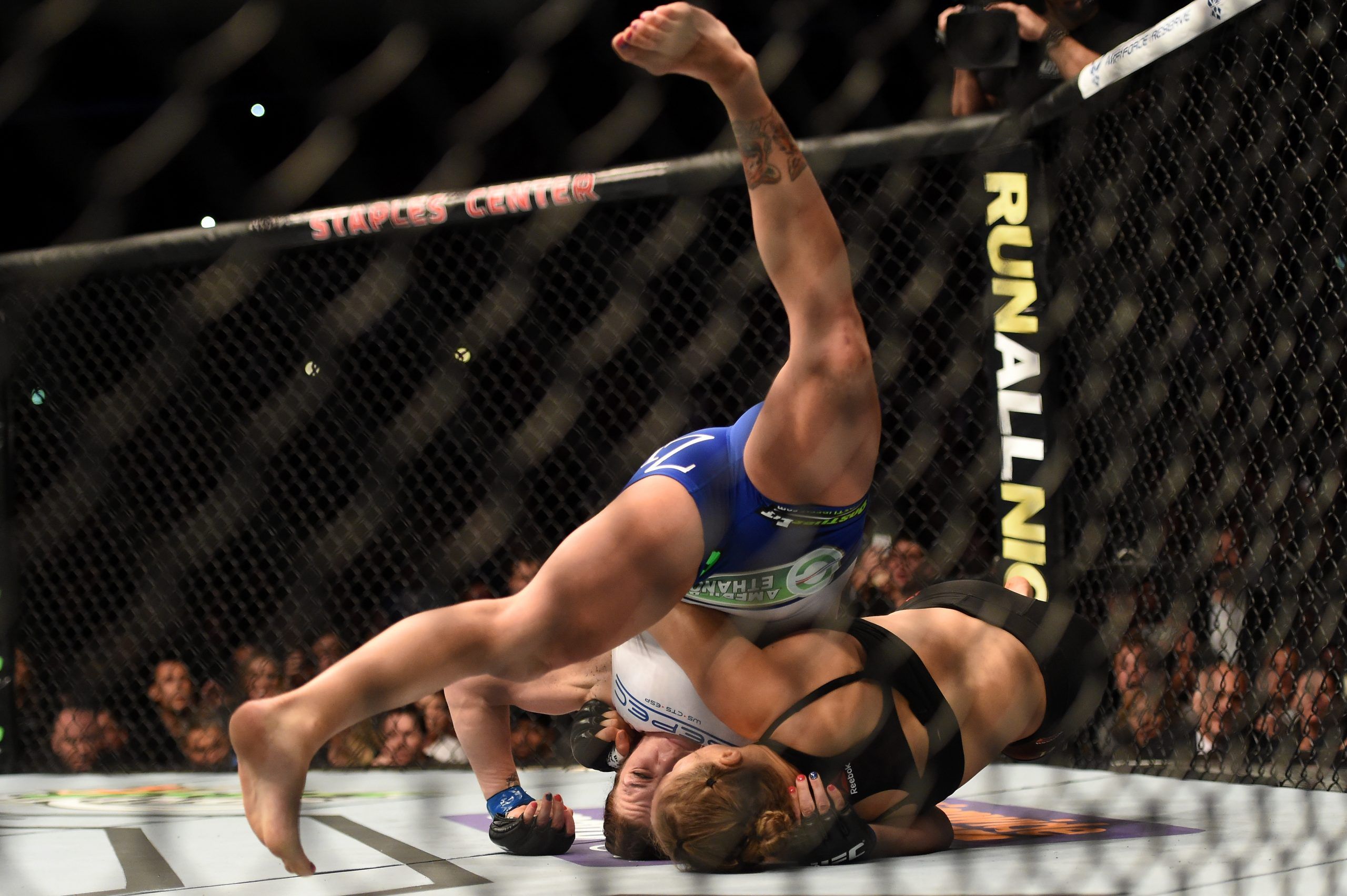 Top 5 Fastest Submissions in UFC: Record-Breaking Finishes