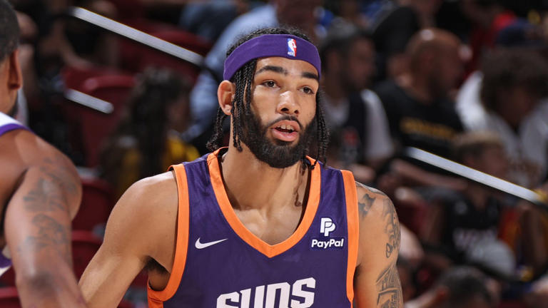Boo Buie: Undrafted Guard Makes NBA Debut with Knicks