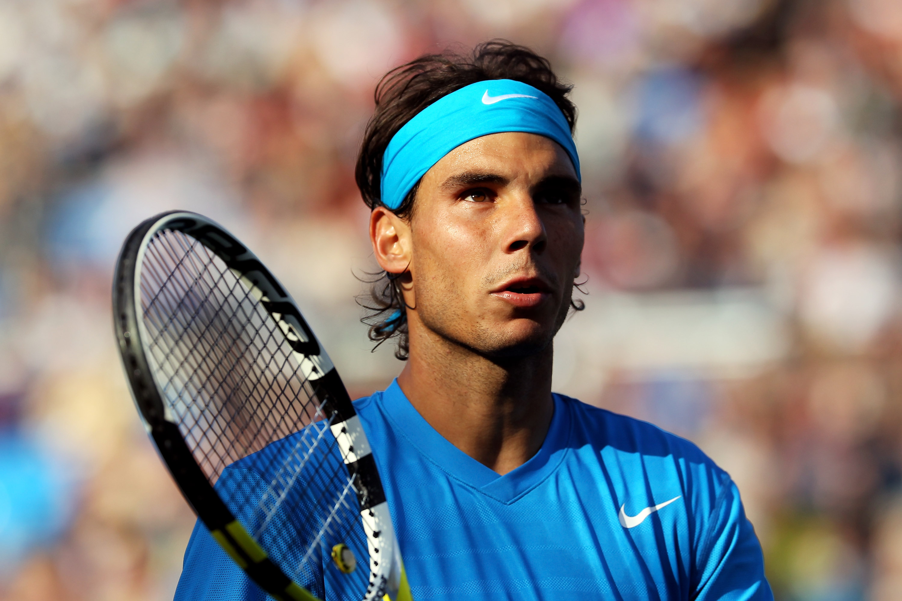 Famous Left-Handed Tennis Players: Their Legacy and Achievements