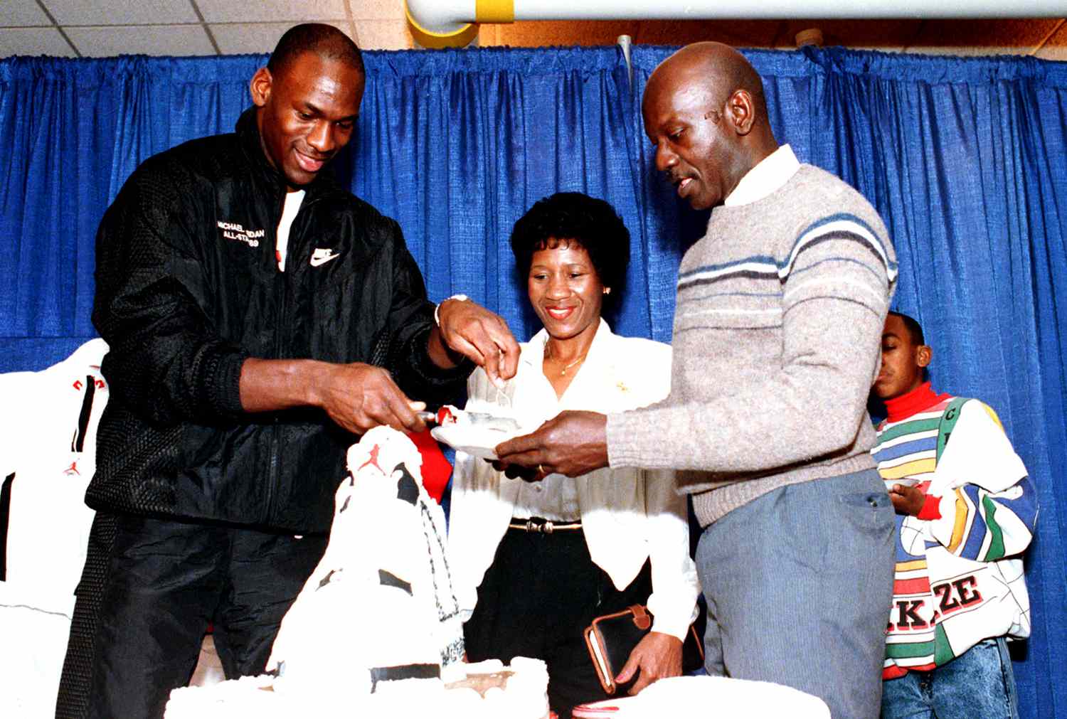 Is Michael Jordan's Mother Deloris Still Alive? Heres What You Need to Know