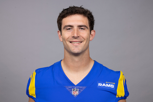 Stetson Bennetts Earnings Revealed: How Much Does the NFL Quarterback Make?