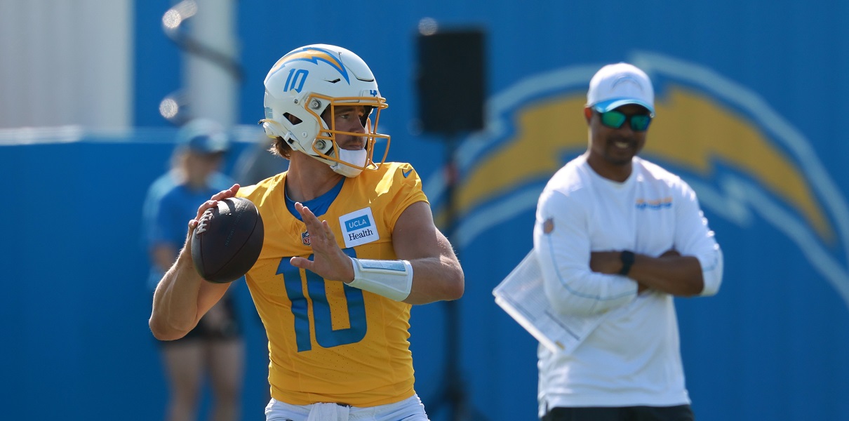 The Pros and Cons of Using Auto Pick in Fantasy Football