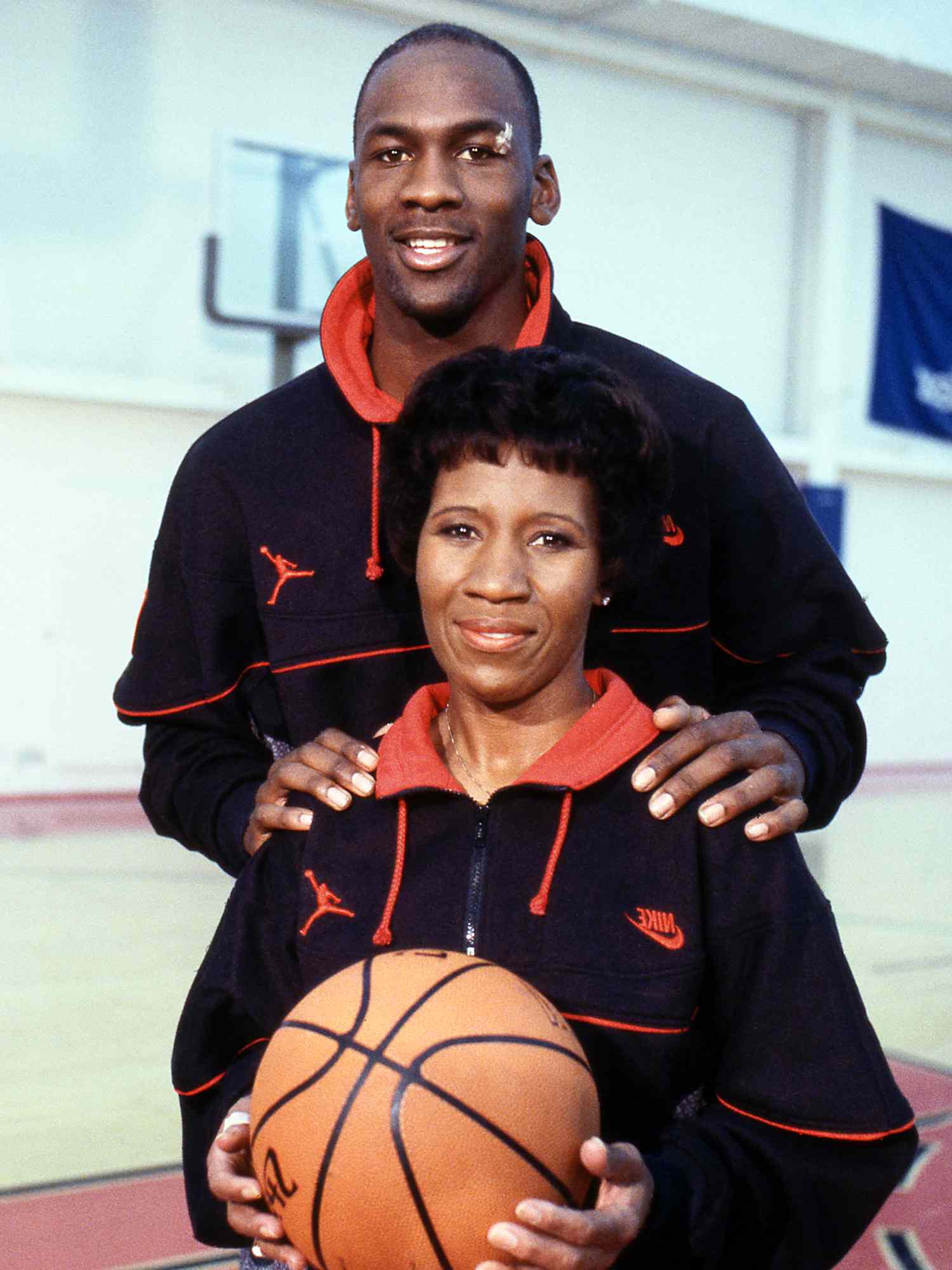 Is Michael Jordan's Mother Deloris Still Alive? Heres What You Need to Know