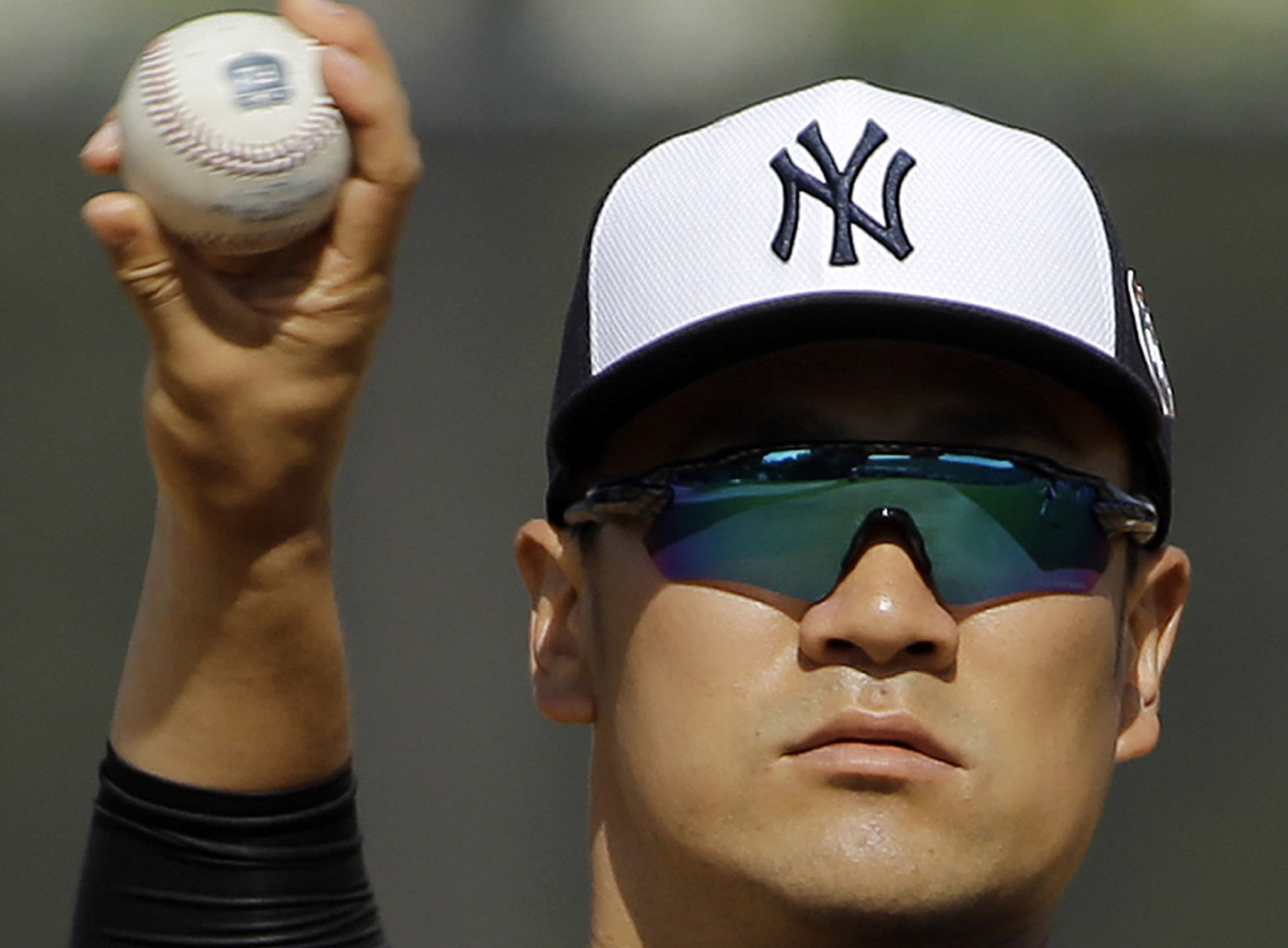 MLB Rules: Are Baseball Pitchers Allowed to Wear Sunglasses?