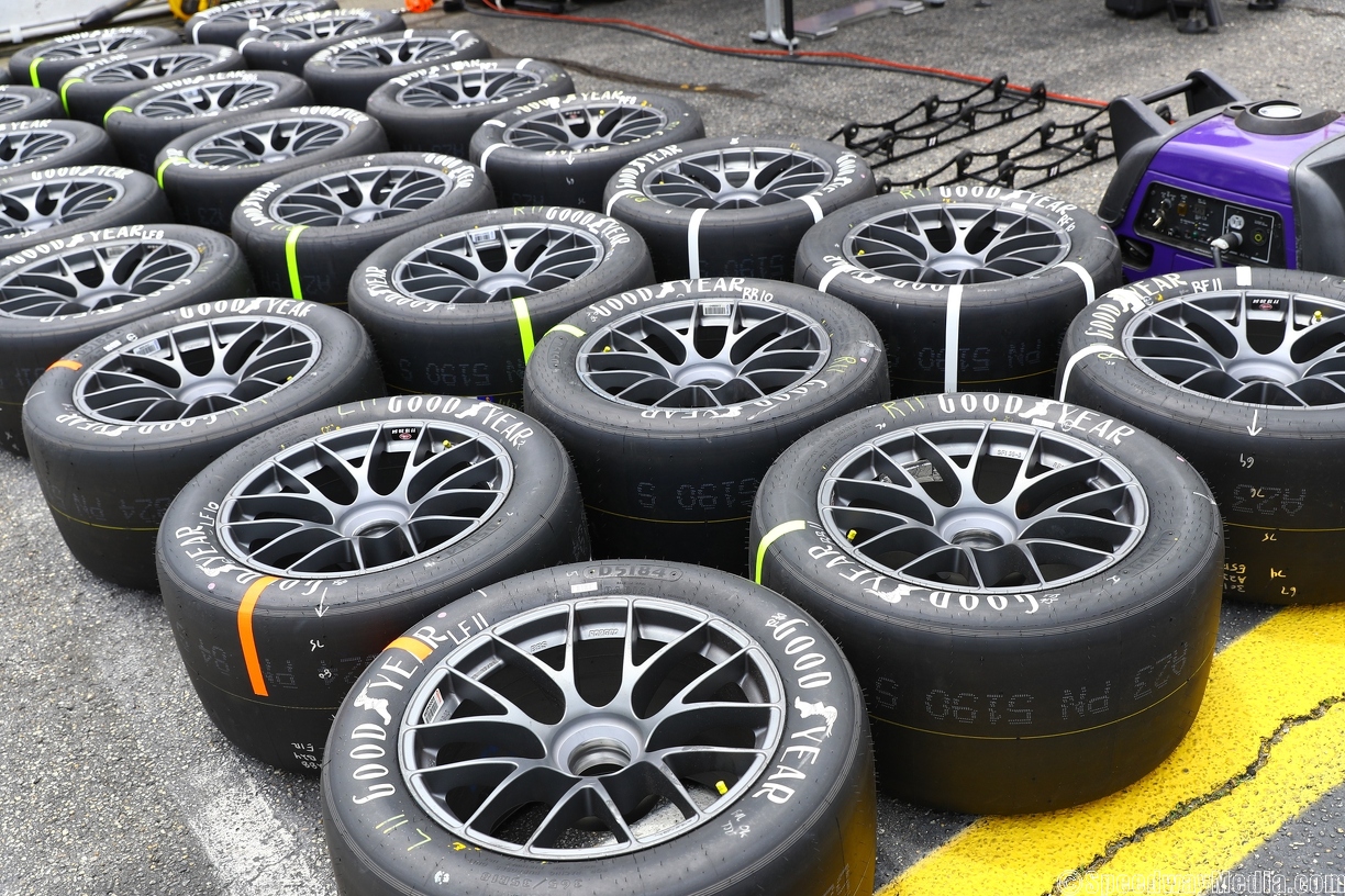 nascar टायर का वजन: कितना भारी और क्यों (रेसिंग टायर के तथ्य)