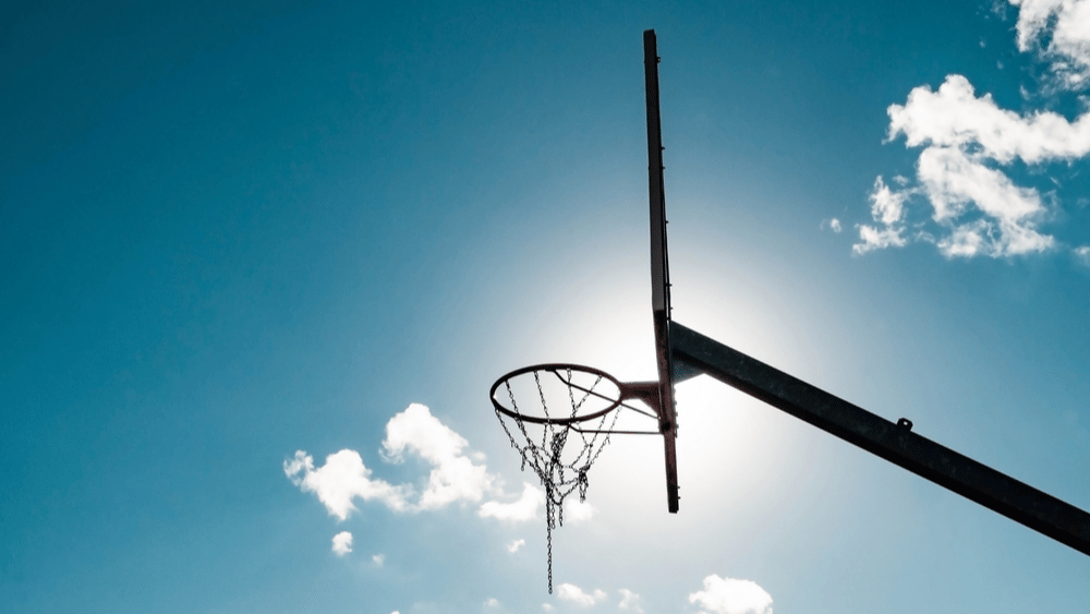 NBA स्काउट की नौकरी: कितना पैसा कमा सकते हैं?