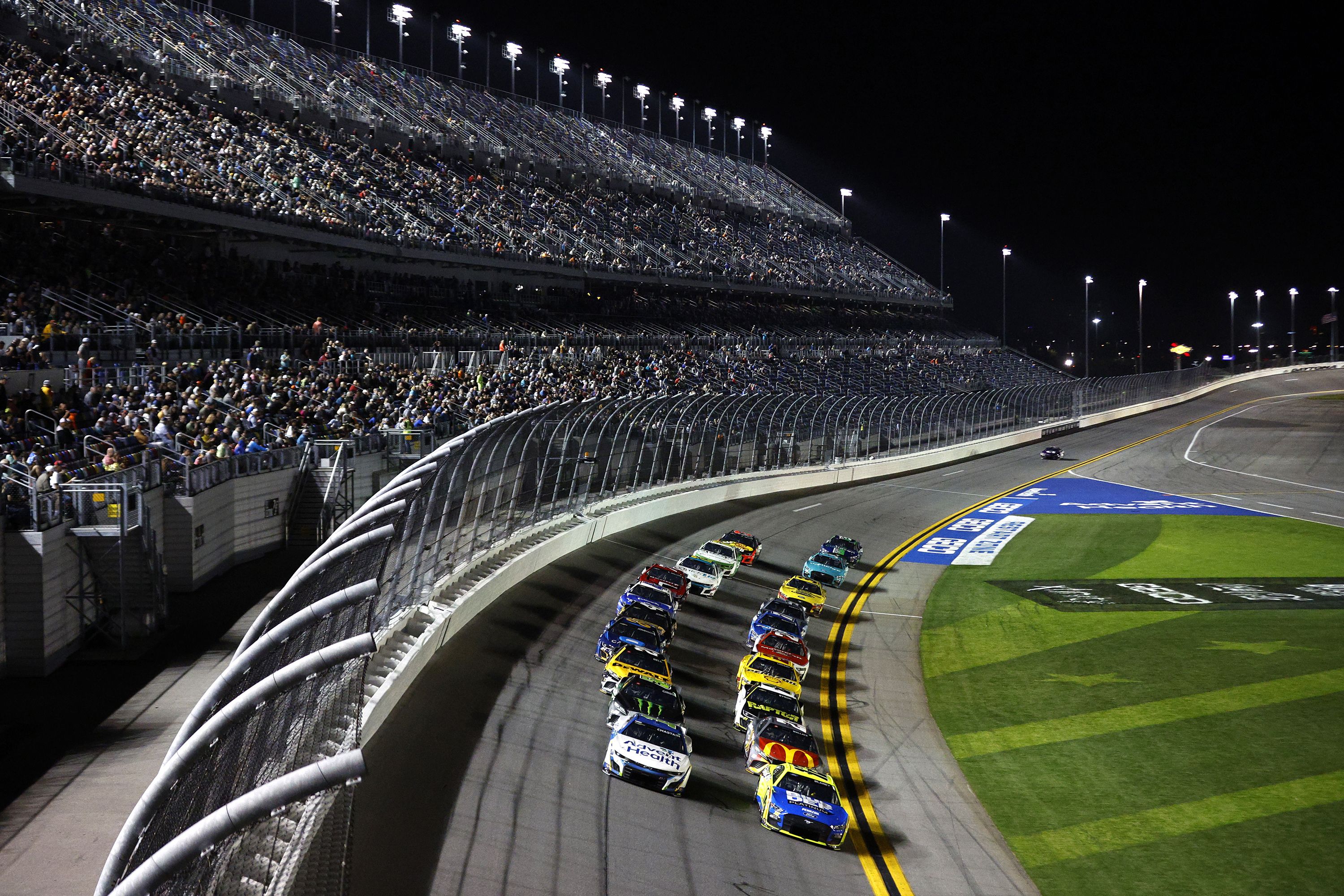 Want to Know How Long is a NASCAR 500 Race? Heres the Answer