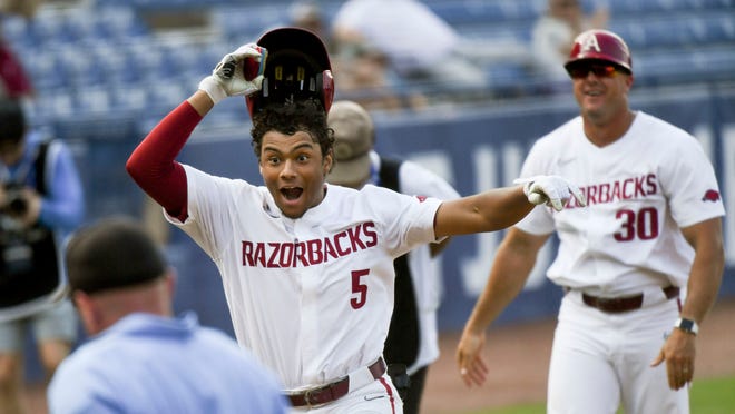 Just Updated What is the Score of the Arkansas Razorback Baseball Game Now