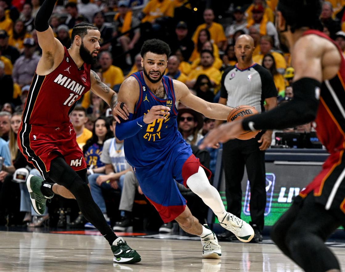 NBA स्काउट की नौकरी: कितना पैसा कमा सकते हैं?