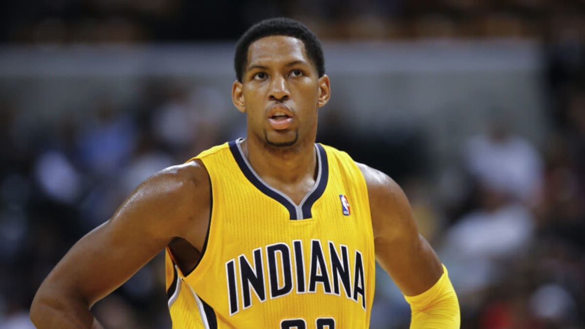 Ex.NBA players and Jehovahs Witness: How many are there? Easy-to-read list and fun facts.