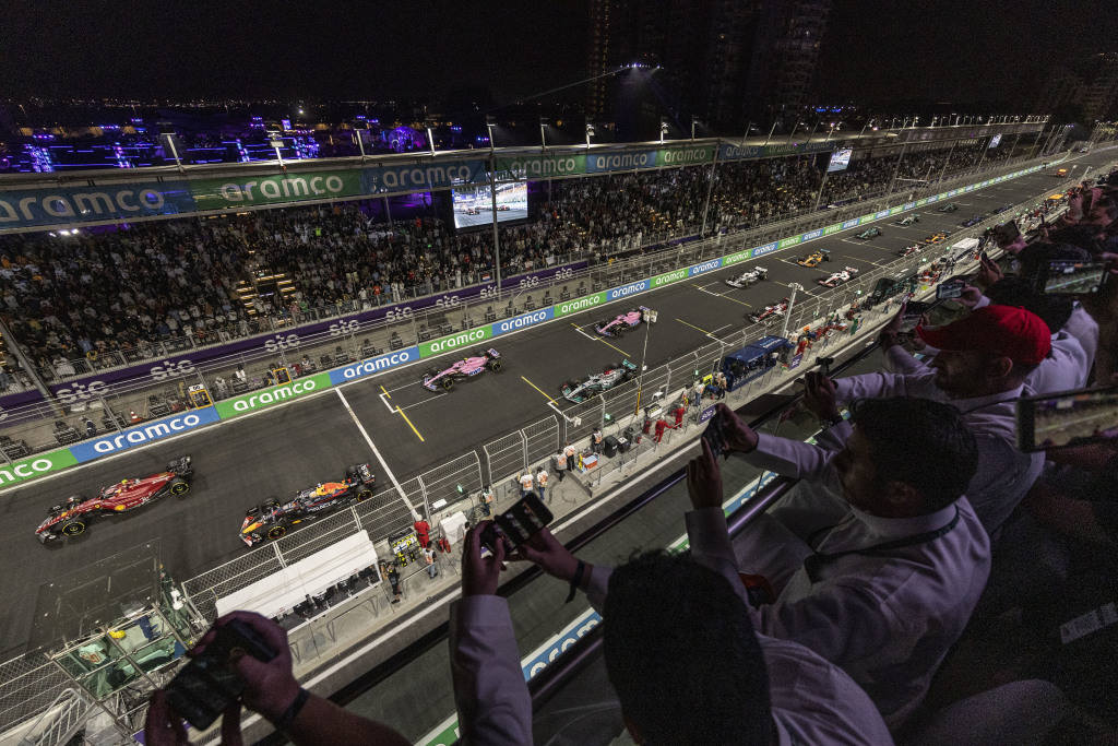 F1 Paddock Club Price: Is It Worth the Money?