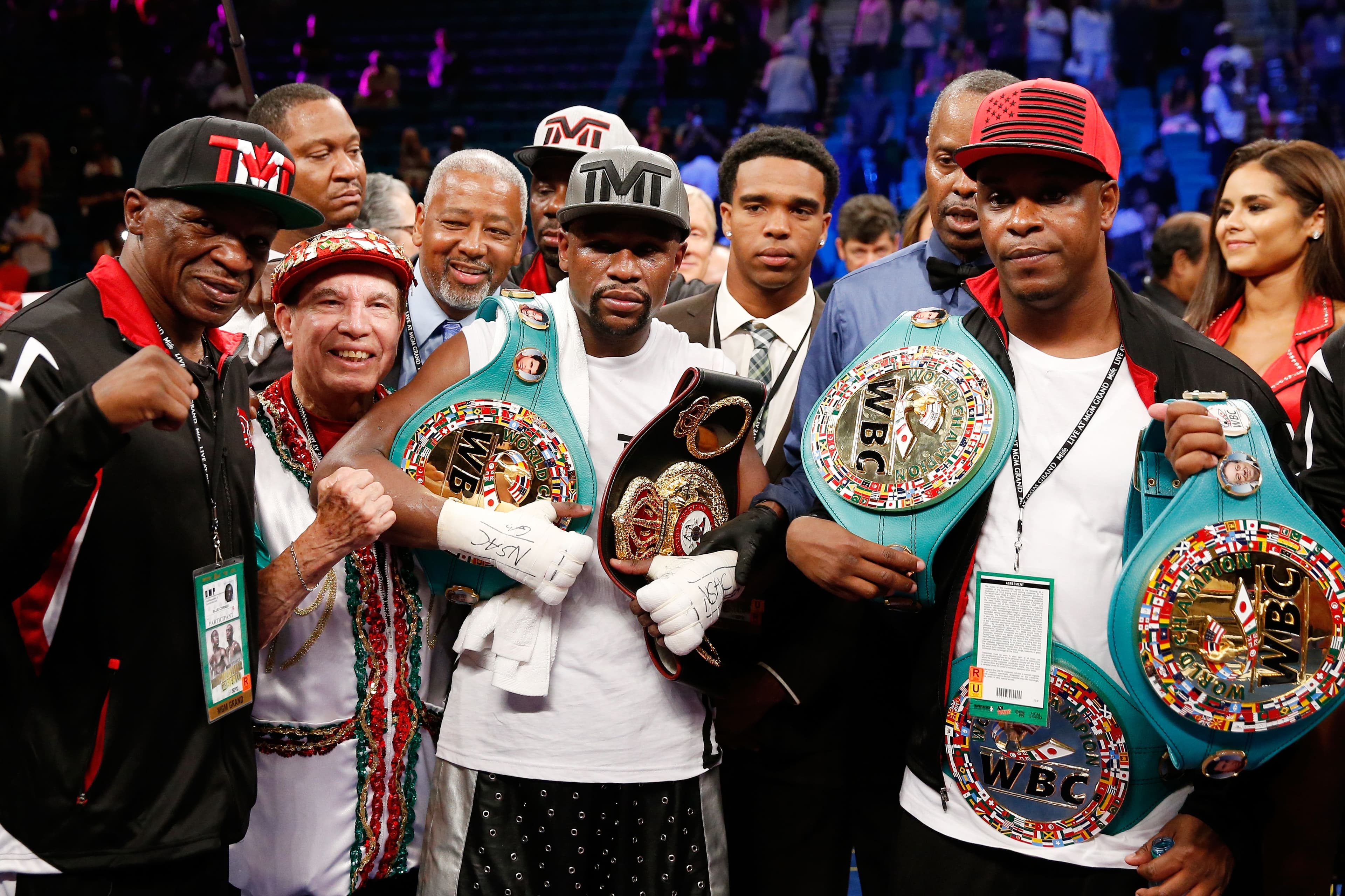 Who Beat the Most World Champions in Boxing? Discover the Greatest Boxer Ever!